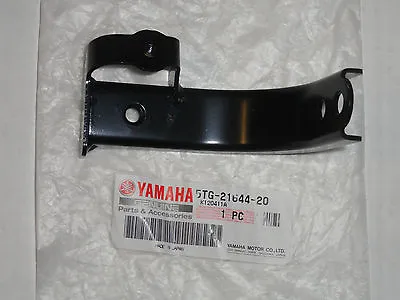 Right Rear Fender Plastic Stay Mount OEM Yamaha YFZ450 YFZ 450 06-09 • $24.95