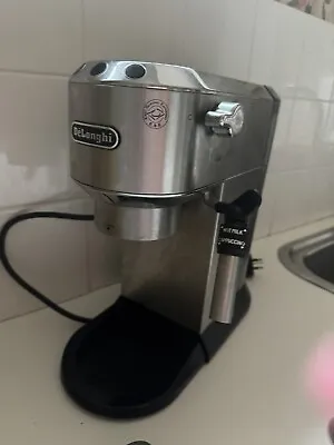 DeLonghi EC685W DEDICA Pump Espresso Coffee Machine • $180