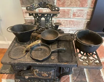 $50 • Buy Vintage Miniture Crescent Star Cast Iron Stove