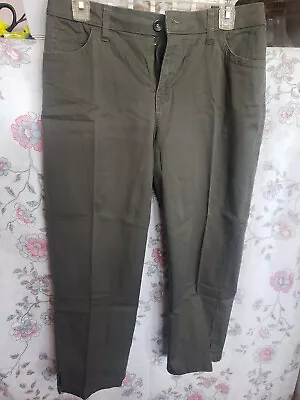 Merona Womens Khaki Capri Fit 1 Crop Pants Size 6  • $10