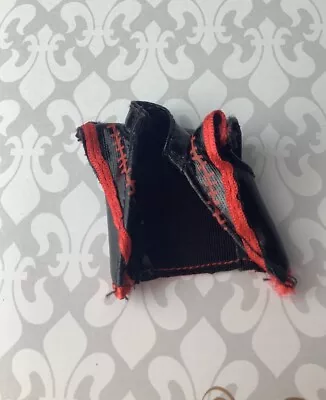 Monster High Meowlody Zombie Shake Black & Red Vest • $3.99
