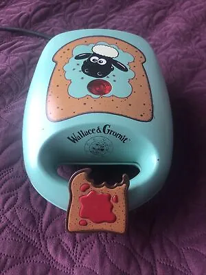 £30 • Buy Wallace And Grommit Sandwich Toaster