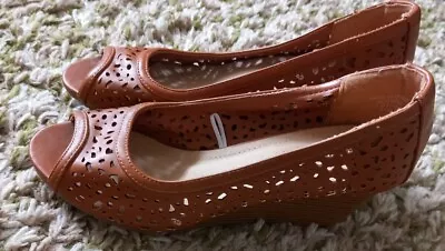 Womens Tan Wedges Size 5 Peep Toe Summer Hoilday  • £8