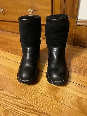 UGG Australia S/N 5381 Size 10 Boots  Black Leather Shearling Sheepskin • $70