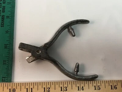 $18.30 • Buy Stone Ear Notcher V Die  Pig Cattle Hand Tool Punch Identification