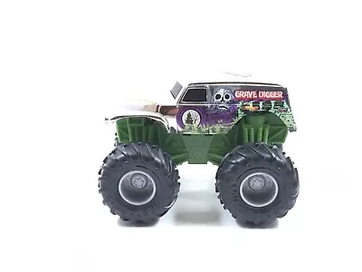 Hot Wheels Monster Jam REV TREDZ Grave Digger CHROME MAXD MAX DESTRUCTION 1:43 • $19.99