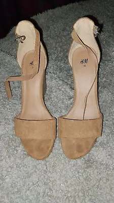 H&M Ladies Wedge Sandals • £3