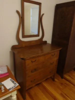 Antique 19th Century Dresser/Wash Stand/Commode With Serpentine Mirror Support • $565