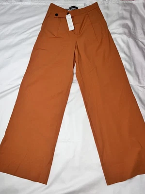 $20 • Buy Women’s Zara Dress Pants