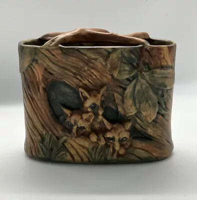 WELLER Woodcraft Pottery Three Foxes In A Den Frog Planter 7”w X 3.5”d X 5.75”h • $160