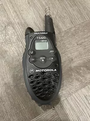 1x Motorola Talkabout T5420 Black 2-Miles 14-Channel 2 Way Radio Walkie Talkie!! • $5.99