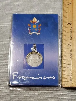 Vintage Pendant Medal Pope Francis Medal From Vatican Christian H65 • $19.99