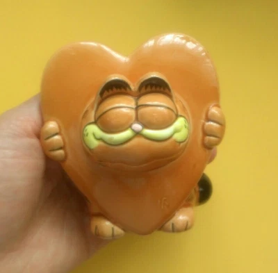 £14 • Buy Vintage Kitsch Novelty Garfield Heart Ornament Cat Retro Tv 70s Ceramic Figure