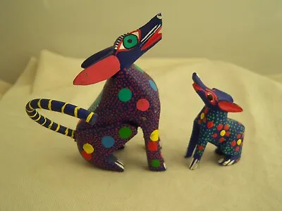 OAXACAN HAND PAINTED WOODEN HOWLING COYOTE & PUP SIGNED COLORFUL Dots Flowers • $14.50