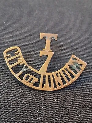 T 7 City Of London Regiment Territorial Shoulder Title Badge In Brass Genuine • £32.99