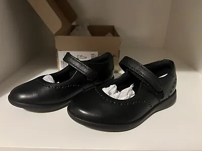 Clarks Girls School Shoes Size 10 Fit H EUR 28 • £28