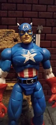 Captain America Marvel Legends Series 1 Toybiz Loose  • $22