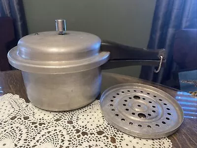Vintage MIRRO-MATIC 4Qt Pressure Cooker M-0394-56 Made USA Aluminum Jiggler • $42