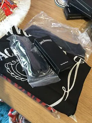 £17.99 • Buy Jack Daniel's Gift Set T Shirt Sunglasses Hip Flask Bandanna Scarf Brand New