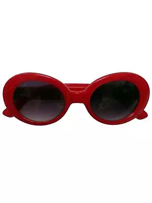 Red 1960s Style Oval Mod Sunglasses • £13.99