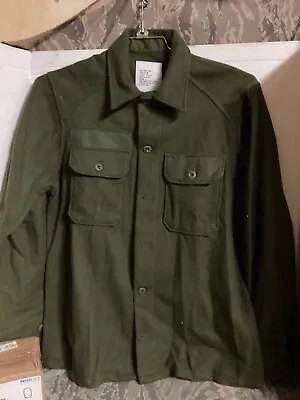 Military Medium Cold Weather Field Shirt • $29.95