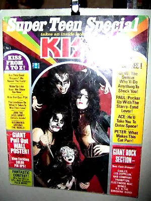 KISS SUPER TEEN SPECIAL 1977 54 Pages Ace Frehley Peter Criss Very COOL • £33.25