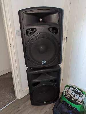 £600 • Buy PA System *Studiomaster VPX15 Powered Speakers & Bass Plus *American Audio Mixer