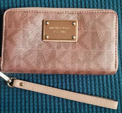 Michael Kors MK Signature Metallic Rose Gold Zip Around Wallet • $29.99