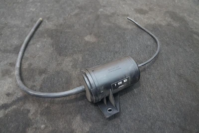 $53.99 • Buy Vacuum Unit Reservoir Tank 7520103 OEM Rolls Royce Phantom 2004