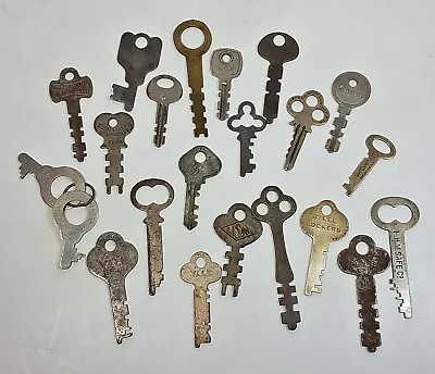 22 Vtg Padlock Keys Flat Keys Mixed Lot Safe Miller Sargent Clum Yale Basco ++ • $19.95