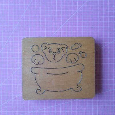 £4 • Buy Wooden Die - Bath Bear New