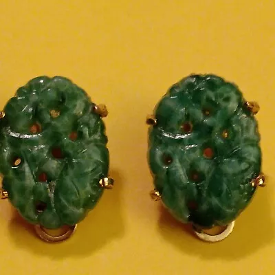 Vintage MCM MARVELLA Green Peking Glass Oval Beads Clip Earrings • $35.99