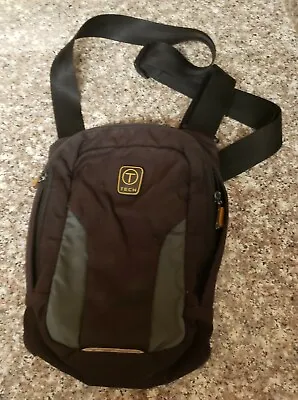 TUMI T-Tech Crossbody Messenger Zip Aroind Bag/Satchel Travel Bag Organizer  • $44.99
