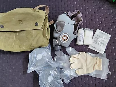 Finnish Army Military Gas Mask Kit Surplus Respirator With Bag 2 Filters  • $30