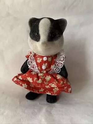 Sylvanian Families Vintage Tomy UK Underwood Badger Baby Girl Mother • £6.99