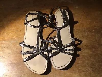 Merona Womens Marcie Metallic  Silver/Gold Quarter Strap Summer Sandals Sz 9 • $6