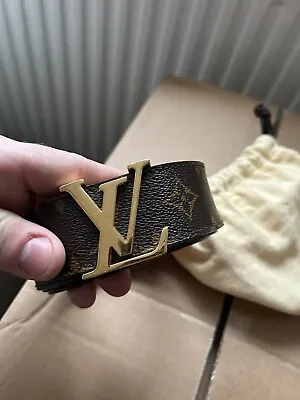 Louis Vuitton Belt 38” • £200