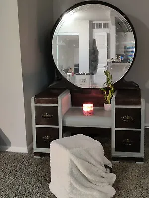 Vintage Mirror Makeup Vanity Table Set • $200