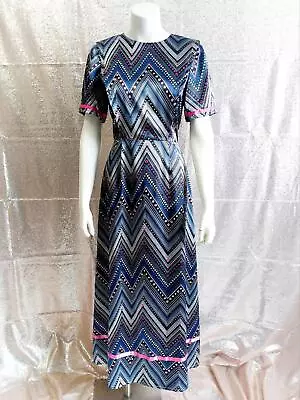 DISCO Does DECO Vintage 1970s ZIGZAG STRIPED SATIN MAXI DRESS GOWN - M • $39