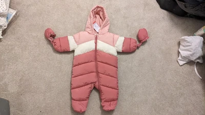 £10 • Buy Bnwt Marks And Spencer M & S Baby Girls Pink Snowsuit Pramsuit 0-3 Mnths Rrp £24