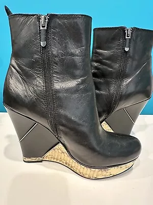 B Makowsky Leather Boots- 7M Black With Snakeskin • $12