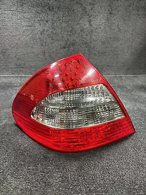 2008 Mercedes E-Class W211 E350 Left Taillight Lamp Assembly OEM A2118202564 • $85