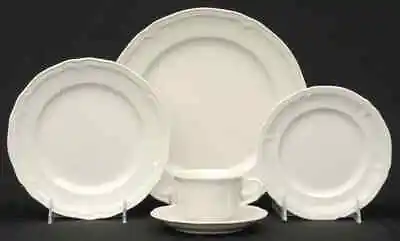 Villeroy & Boch Manoir  5 Piece Place Setting 6035496 • $145.24