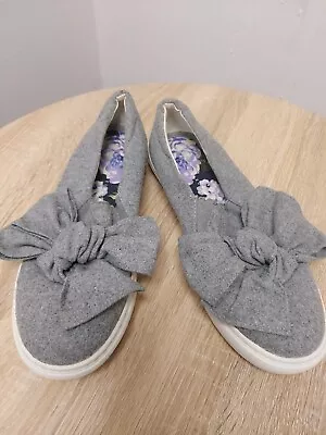 Marks And Spencer Grey Ladies Insolia Flex Canvas Slip On Pumps - UK Size 7 • £8