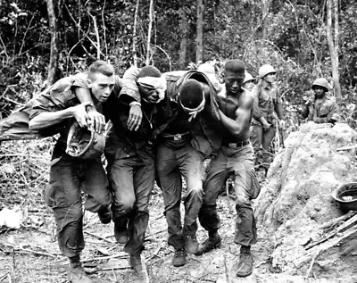 Vietnam War  Photo US Soldiers In With Wounded In Vietnam  US178 • $6.49