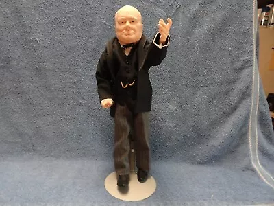 Sir Winston Churchill 15  Figurine  With Stand. KAISER CHICAGO • $24.95