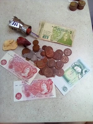 £4.99 • Buy Old English Coins, £1 Notes, Boxwood Netsuke Spirit Pourer