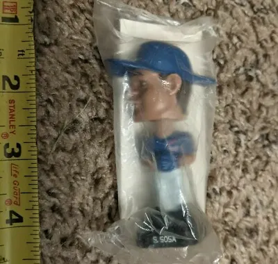 Vintage CHICAGO CUBS SAMMY SOSA MINI BOBBLEHEAD 2002 POST CEREAL MLB FIGURE  • $7.99