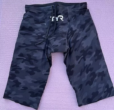 TYR Venzo High Waist Black Camo Jammer - Size 22 • $120