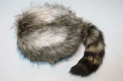 Blondy Davey Crockett Coonskin Cap Real Fur Tail Raccoon Coon Daniel Boone Hat  • $41